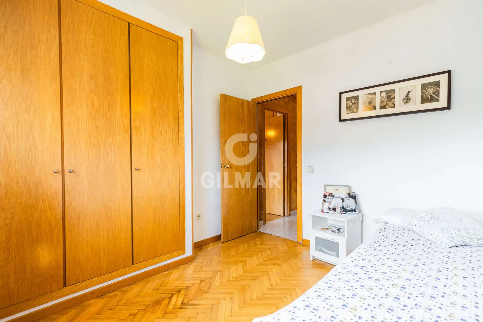 Habitación de Casa adosada en venta en Collado Villalba con Calefacción, Jardín privado y Piscina