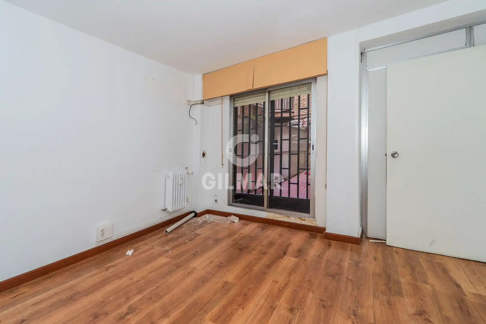 Bedroom of Office for sale in Madrid  with Heating