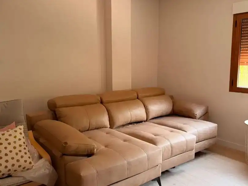 Sala d'estar de Dúplex de lloguer en El Pinós / Pinoso amb Jardí privat, Parquet i Moblat
