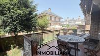 Terrassa de Casa o xalet en venda en Laredo amb Calefacció, Jardí privat i Terrassa