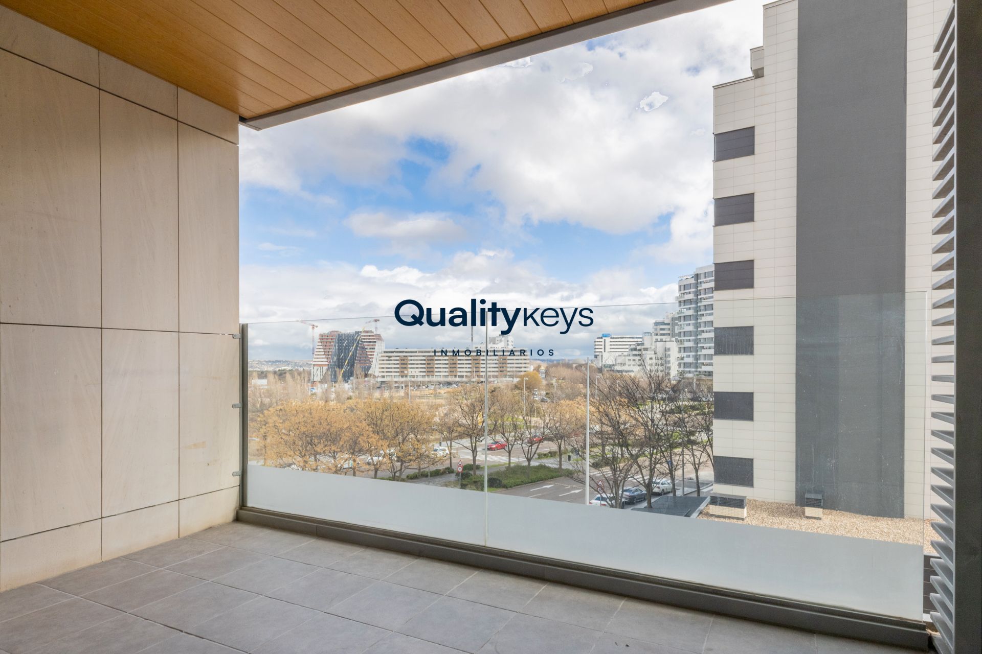 Piso en venta en  Madrid Capital con Aire acondicionado, Trastero y Balcón