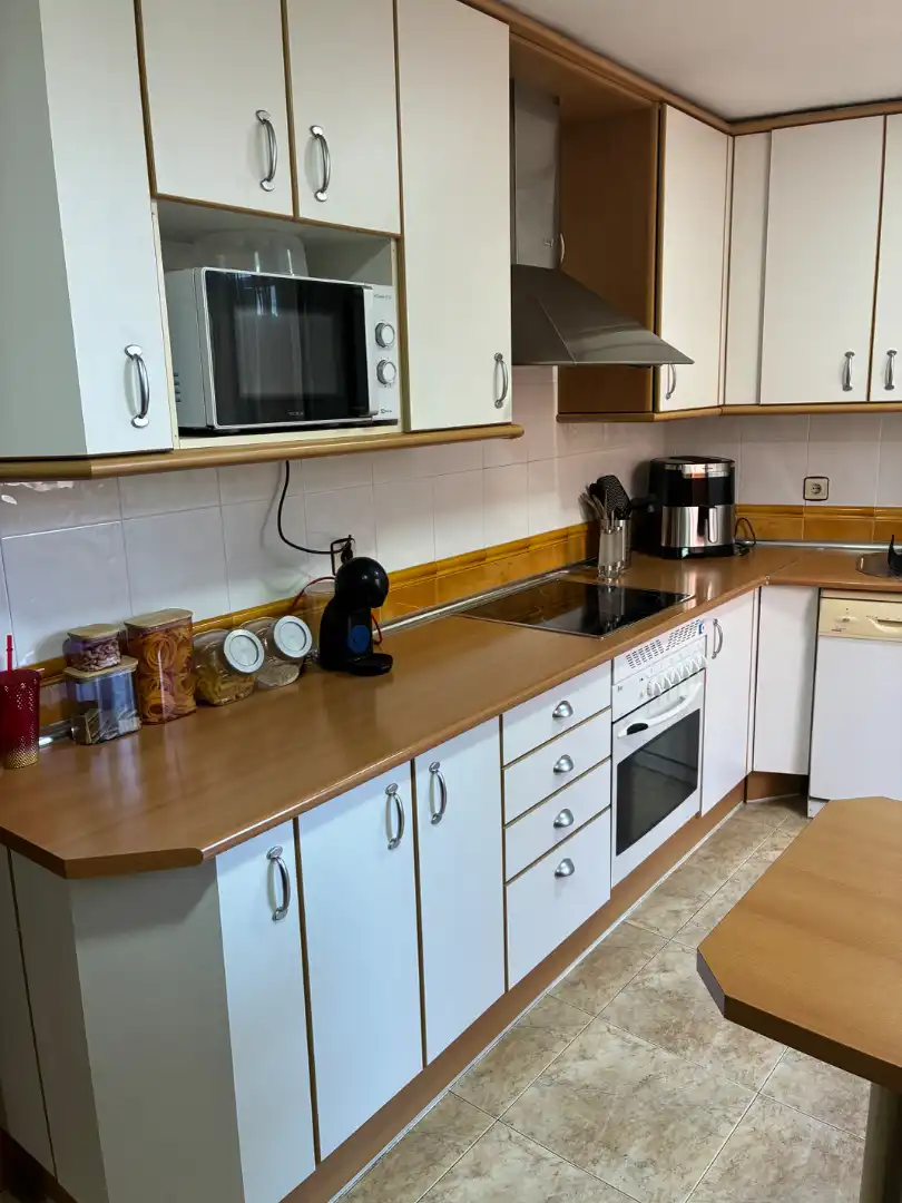 Cocina de Dúplex en venta en Velilla de San Antonio con Aire acondicionado, Calefacción y Parquet