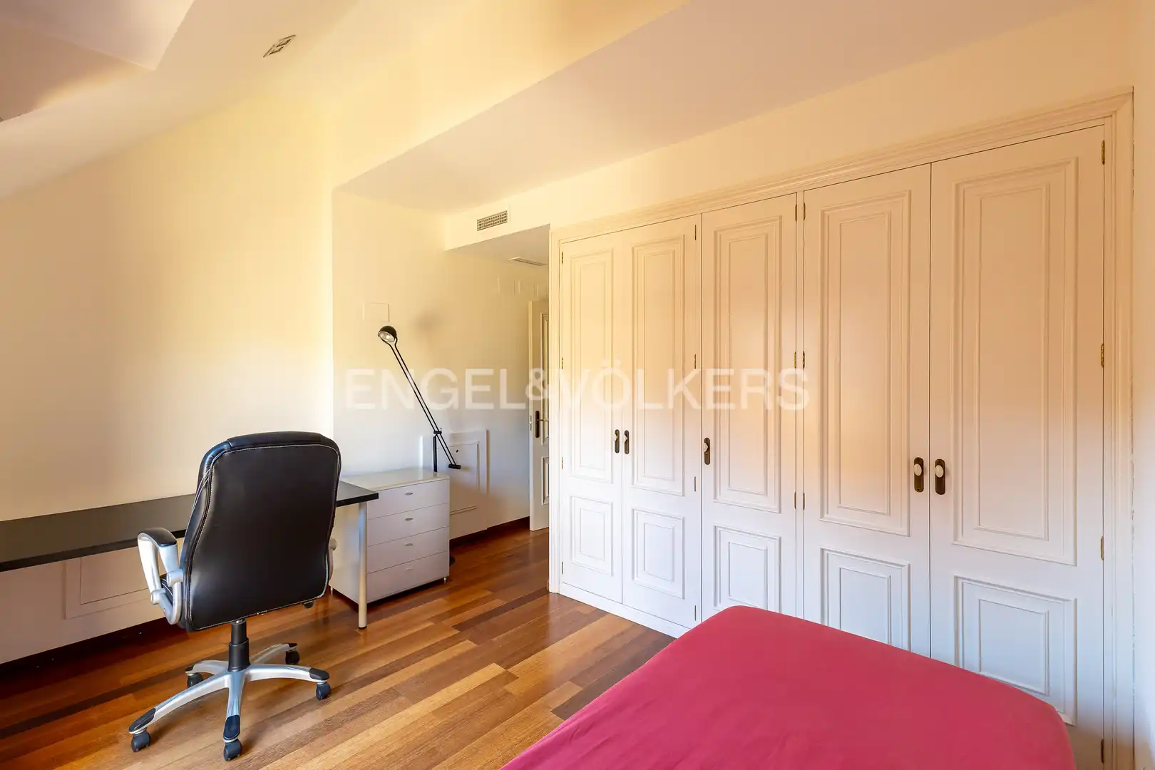 Houses for rent in Encinar de los Reyes