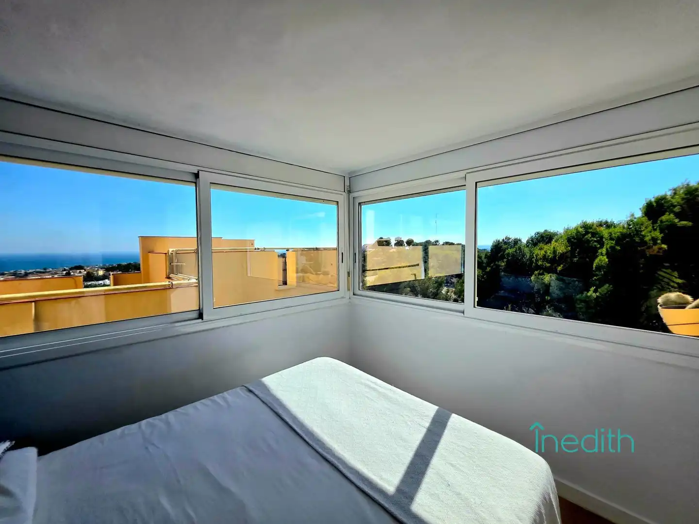Schlafzimmer von Wohnung zum Verkauf in Sant Pere de Ribes mit Klimaanlage, Heizung und Terrasse