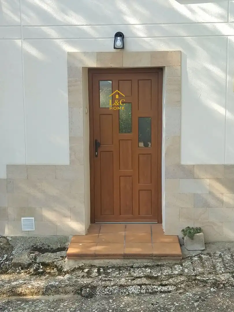 Casa o xalet en venda en Almazul amb Jardí privat
