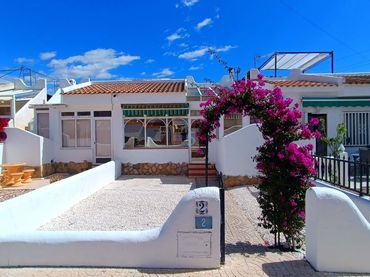 Bungalow avec piscine à vendre à Rojales