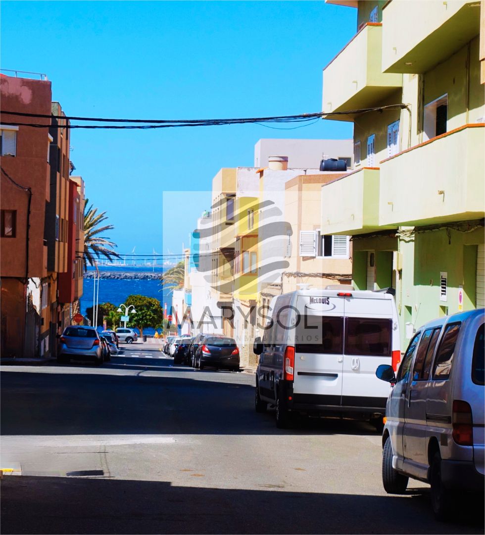 Vista exterior de Apartament de lloguer en Agüimes amb Traster, Moblat i Forn