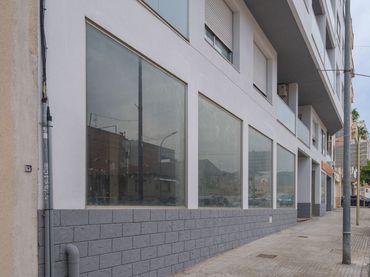 Local comercial de lloguer a CATALUNYA