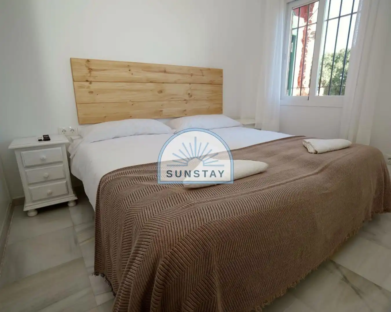 Bedroom of Flat for rent in Nerja  with Air Conditioner, Private garden and Terrace
