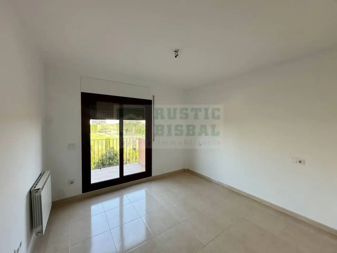 Habitación de Casa o chalet en venta en Torroella de Montgrí con Calefacción, Jardín privado y Terraza
