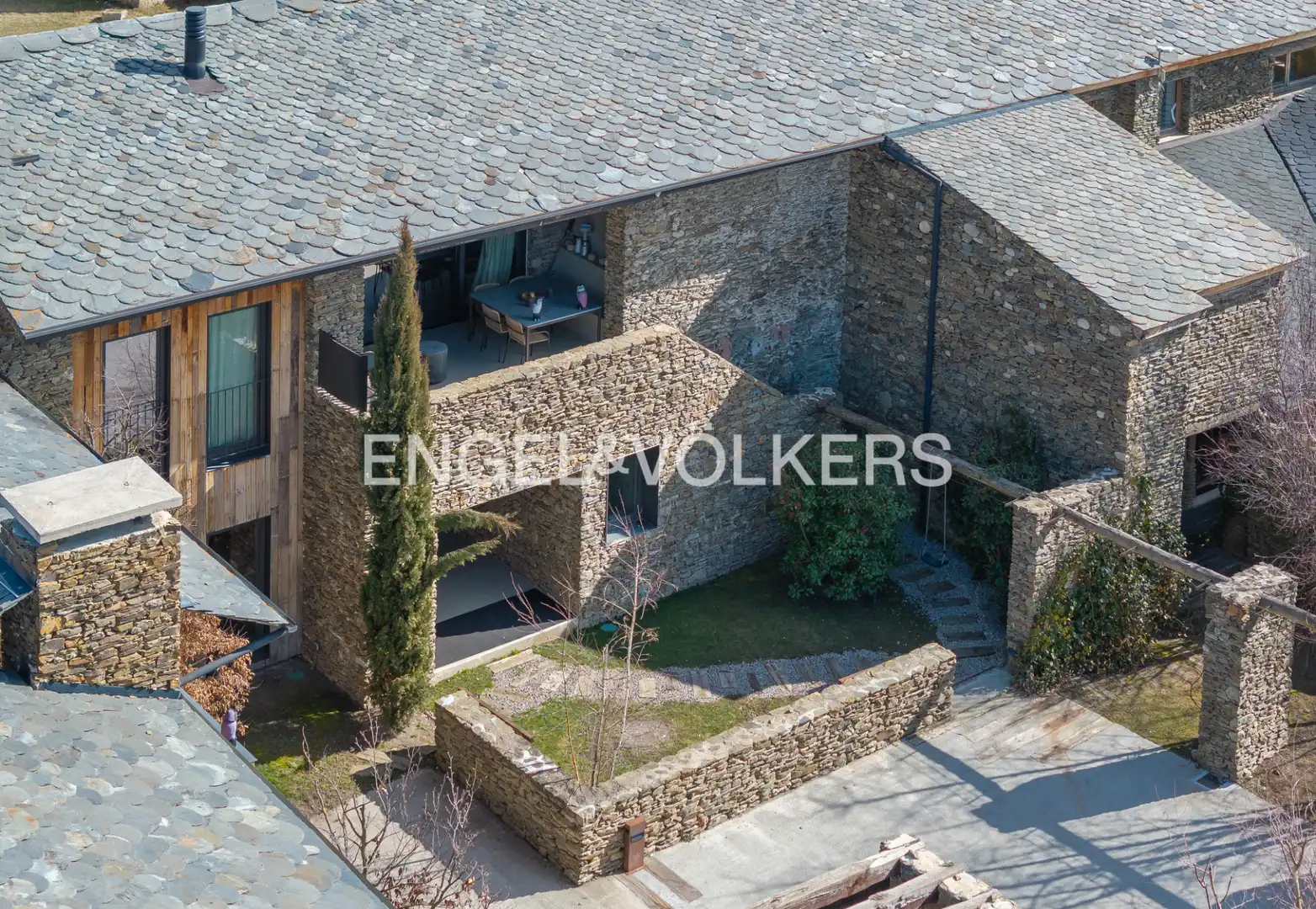 Vista exterior de Casa o chalet en venta en Bolvir con Calefacción, Jardín privado y Parquet