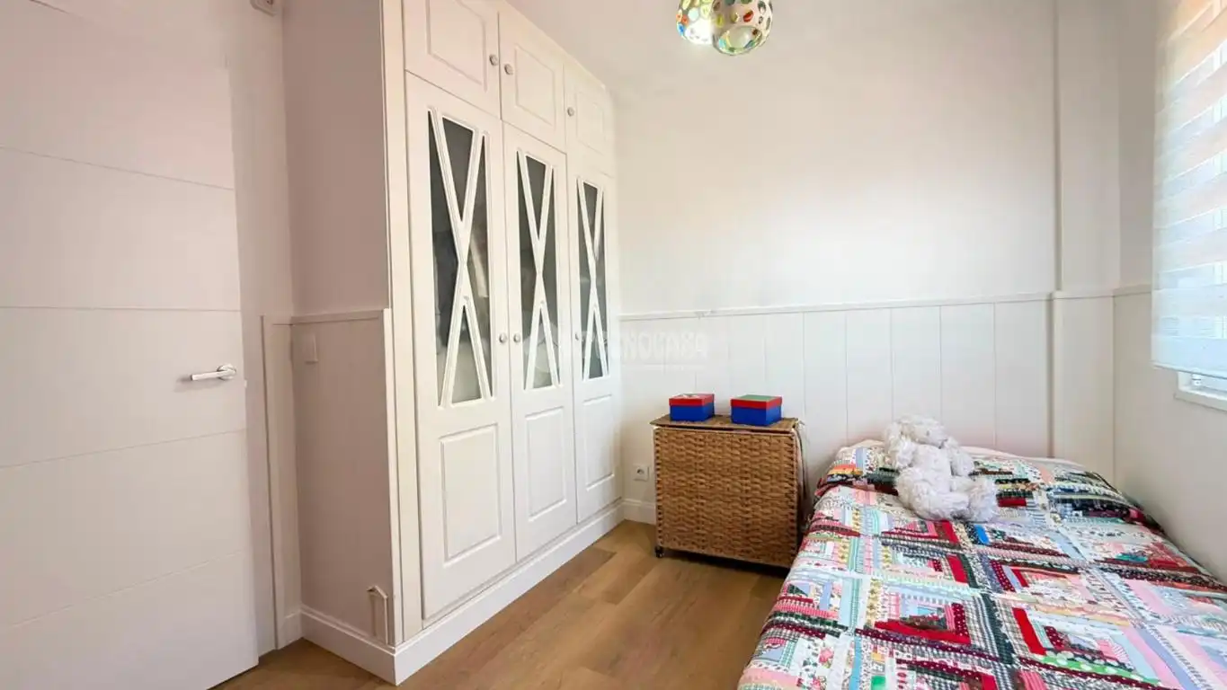 Habitación de Piso en venta en Huelva con Aire acondicionado