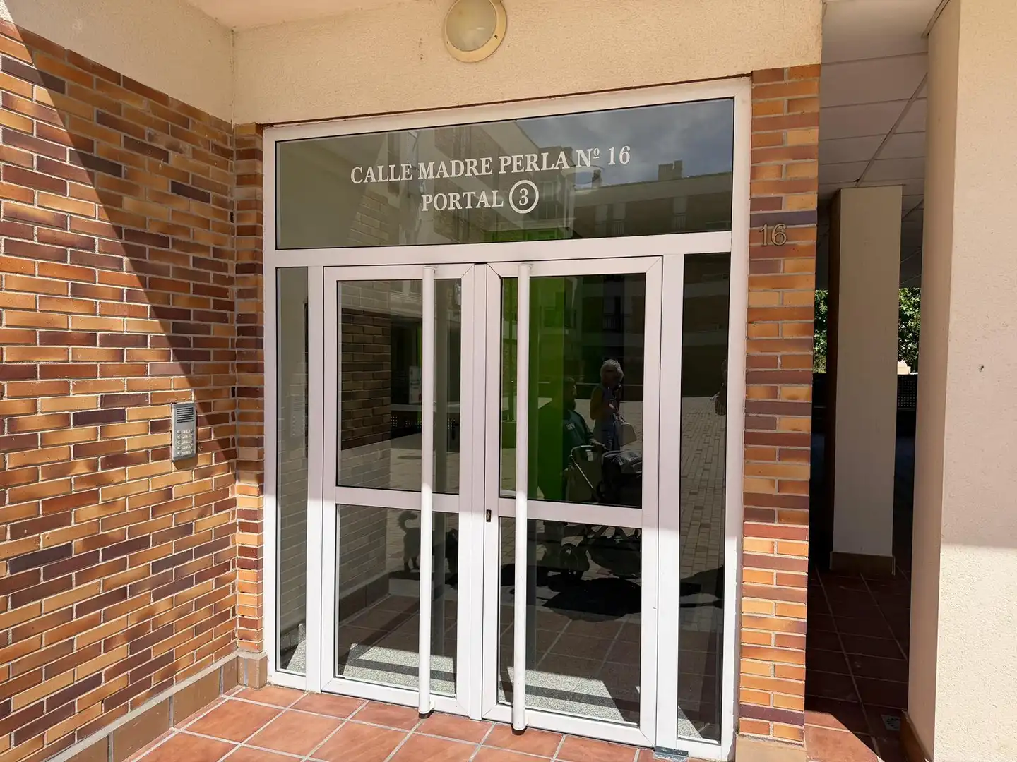 Piso en venta en Ávila con Calefacción, Terraza y Trastero