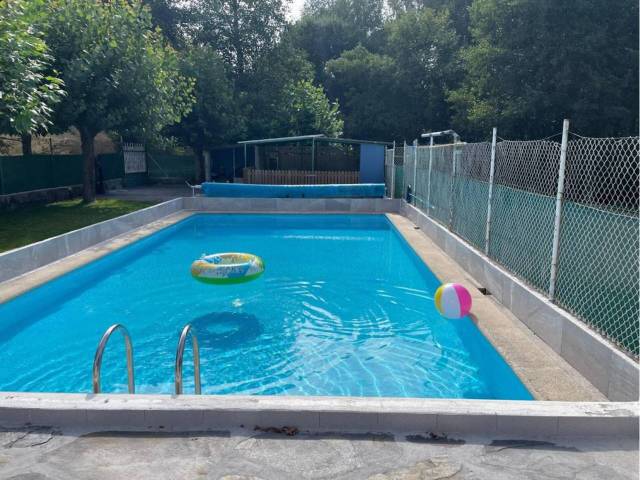 Terreno residencial en Venta en Via Avexia, Devesa en Friol