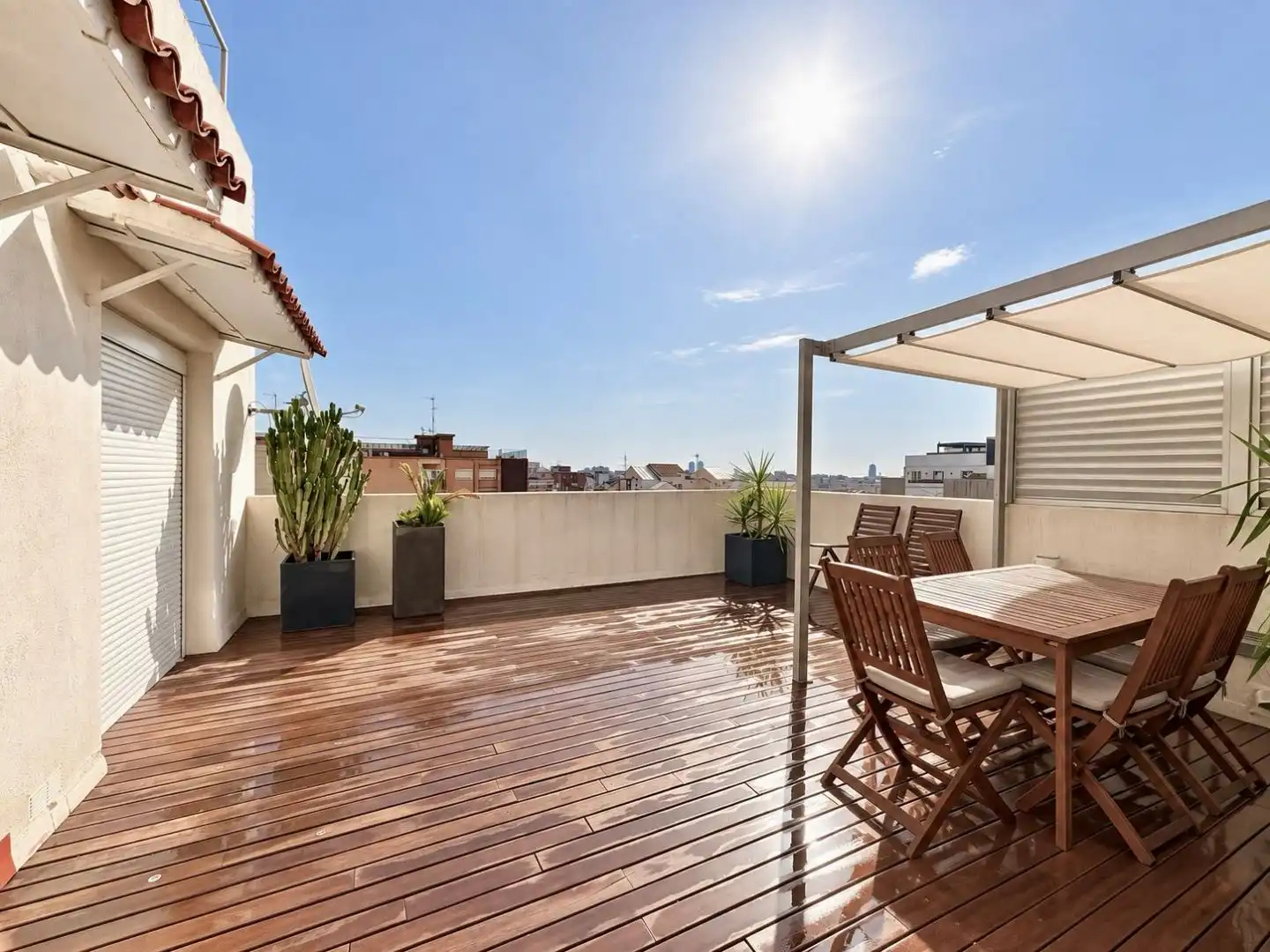 Ático con ascensor en venta en CARRER DE VALENCIA 4