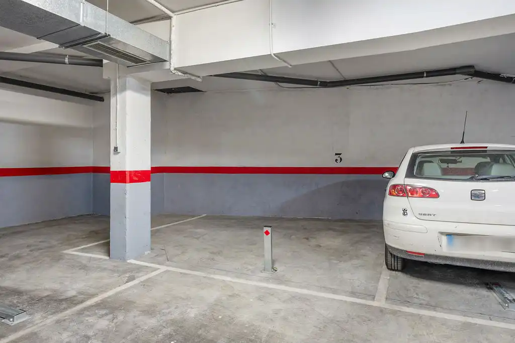Parking avec ascenseur à vendre à Eugenio Serrano, imagen 4