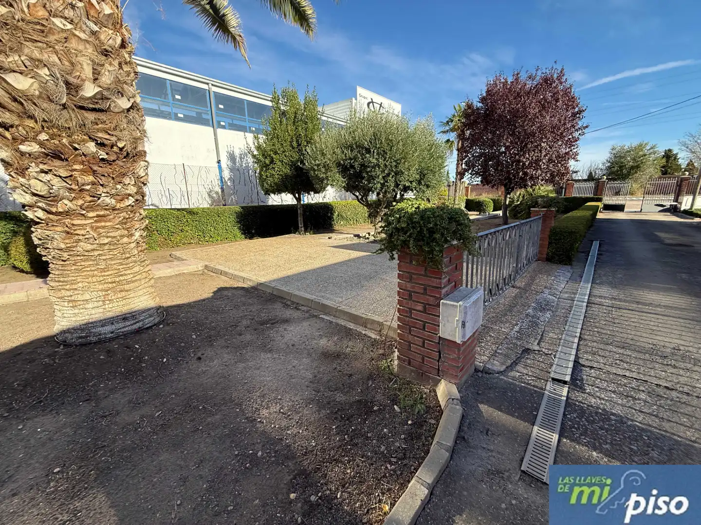 Parking de Casa o chalet en venta en Valladolid con Calefacción, Jardín privado y Terraza