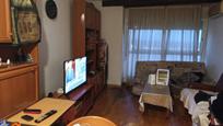 Living room of Flat for sale in Sabadell  with Air Conditioner, Heating and Parquet flooring