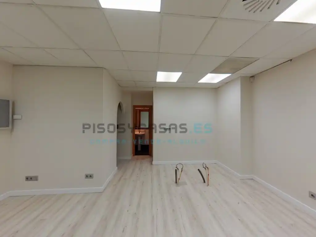 Commercial properties for rent in Zaragoza  with Air Conditioner