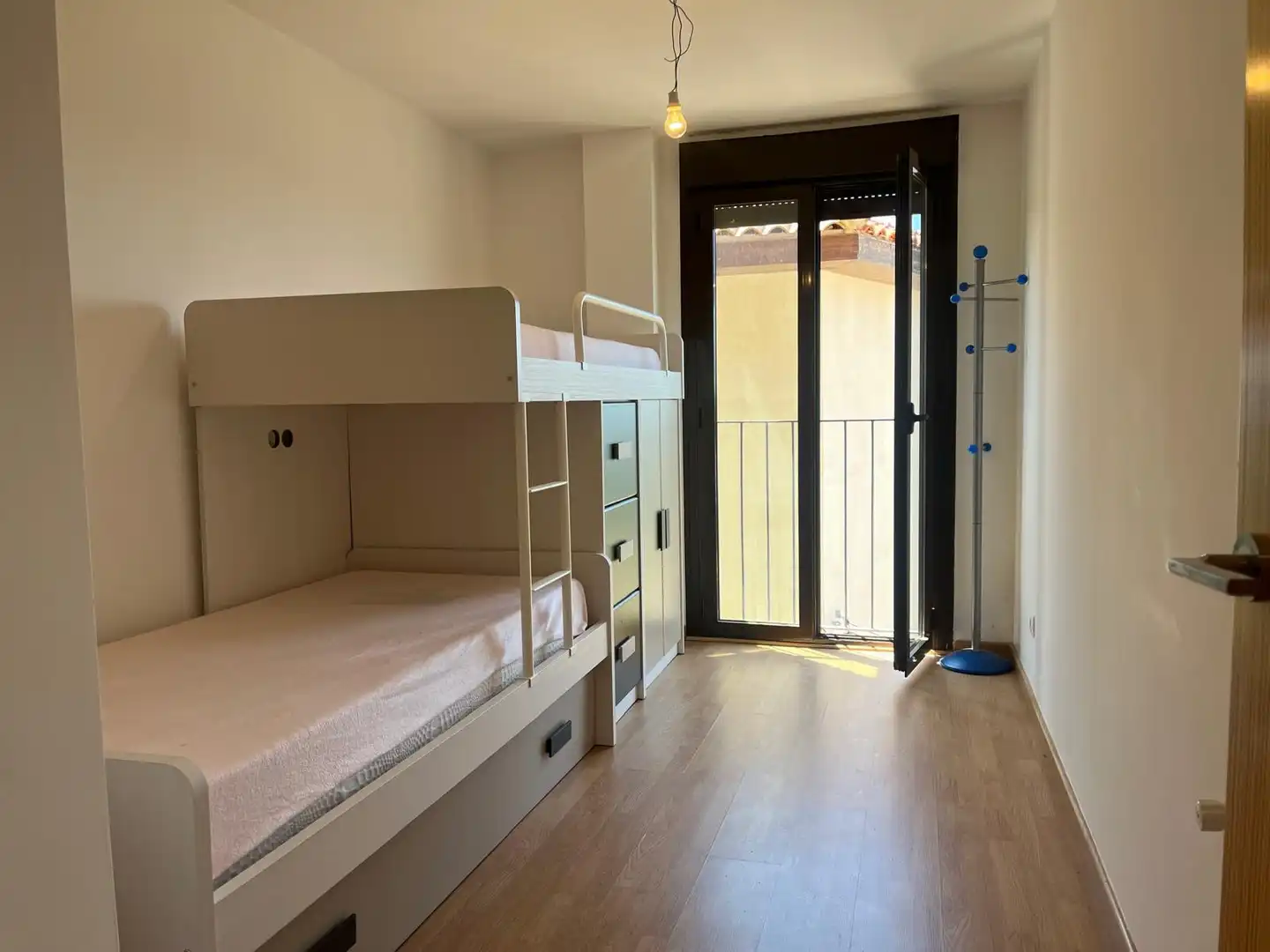 Dormitori de Apartament en venda en Gúdar amb Traster, Moblat i Forn