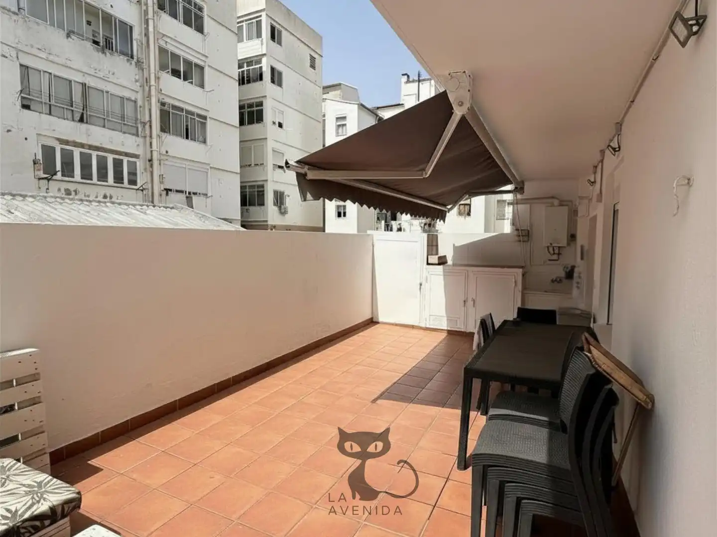 Terrasse von Wohnungen zum Verkauf in Valencia mit Klimaanlage, Terrasse und Balkon
