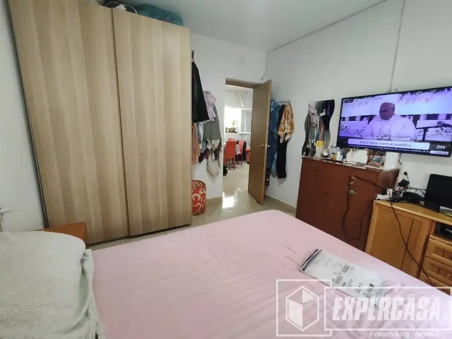 Habitación de Piso en venta en Castellón de la Plana / Castelló de la Plana con Aire acondicionado y Amueblado