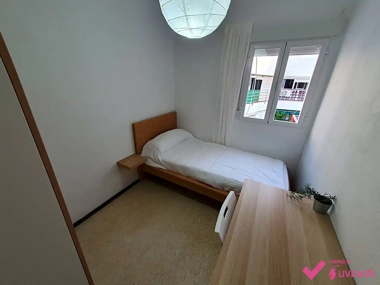 Flat for rent in Manuel Arellano, Triana Oeste
