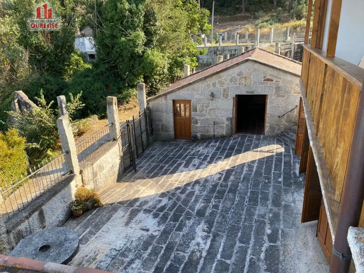 Vista exterior de Casa o chalet en venta en Carballeda de Avia con Aire acondicionado, Calefacción y Jardín privado