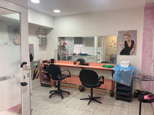 Local comercial en Venta en Bellvitge