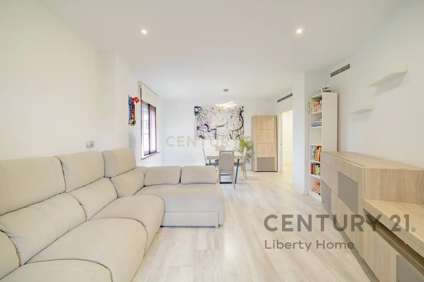 Living room of Apartments for rent in Valencia  with Air Conditioner, Private garden and Oven