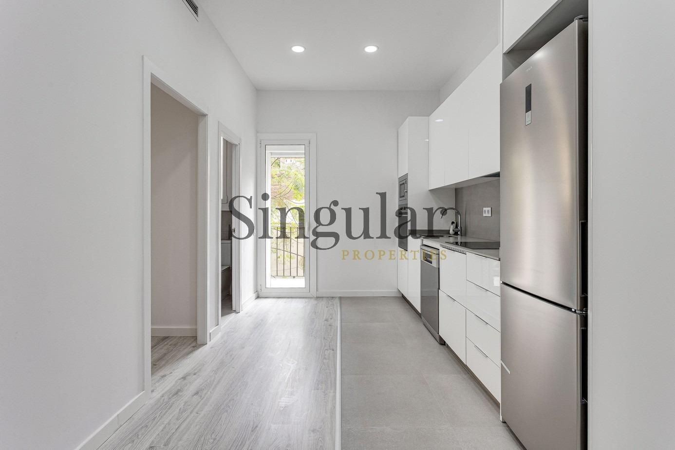 Cocina de Piso en venta en  Barcelona Capital con Calefacción, Trastero y Balcón