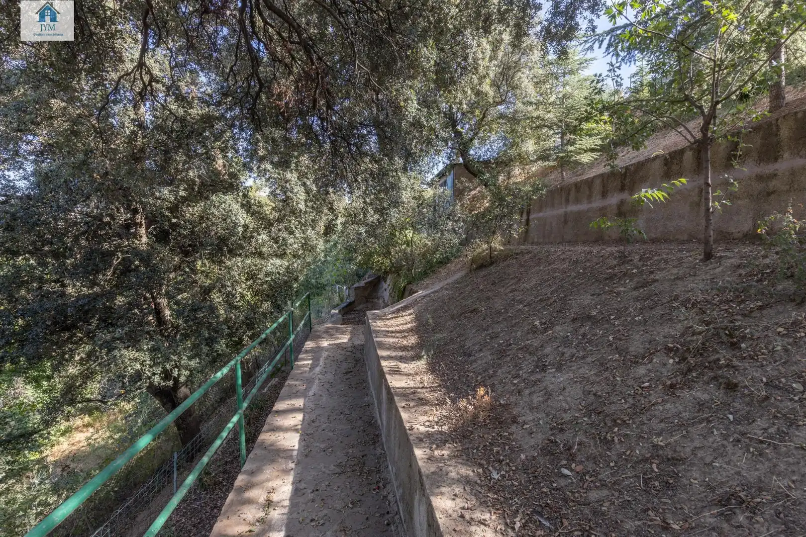 Vista exterior de Casa o chalet en venta en Dílar con Aire acondicionado, Calefacción y Jardín privado