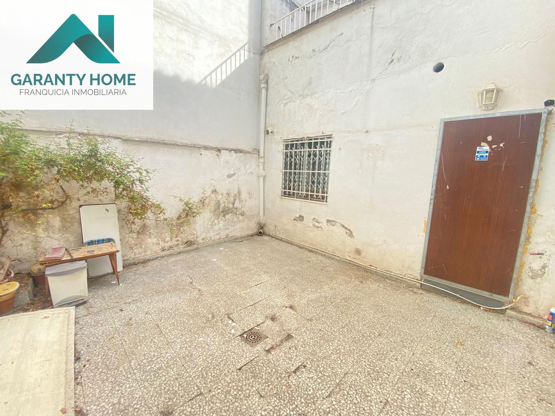 Exterior view of Single-family semi-detached for sale in  Jaén Capital  with Terrace and Storage room