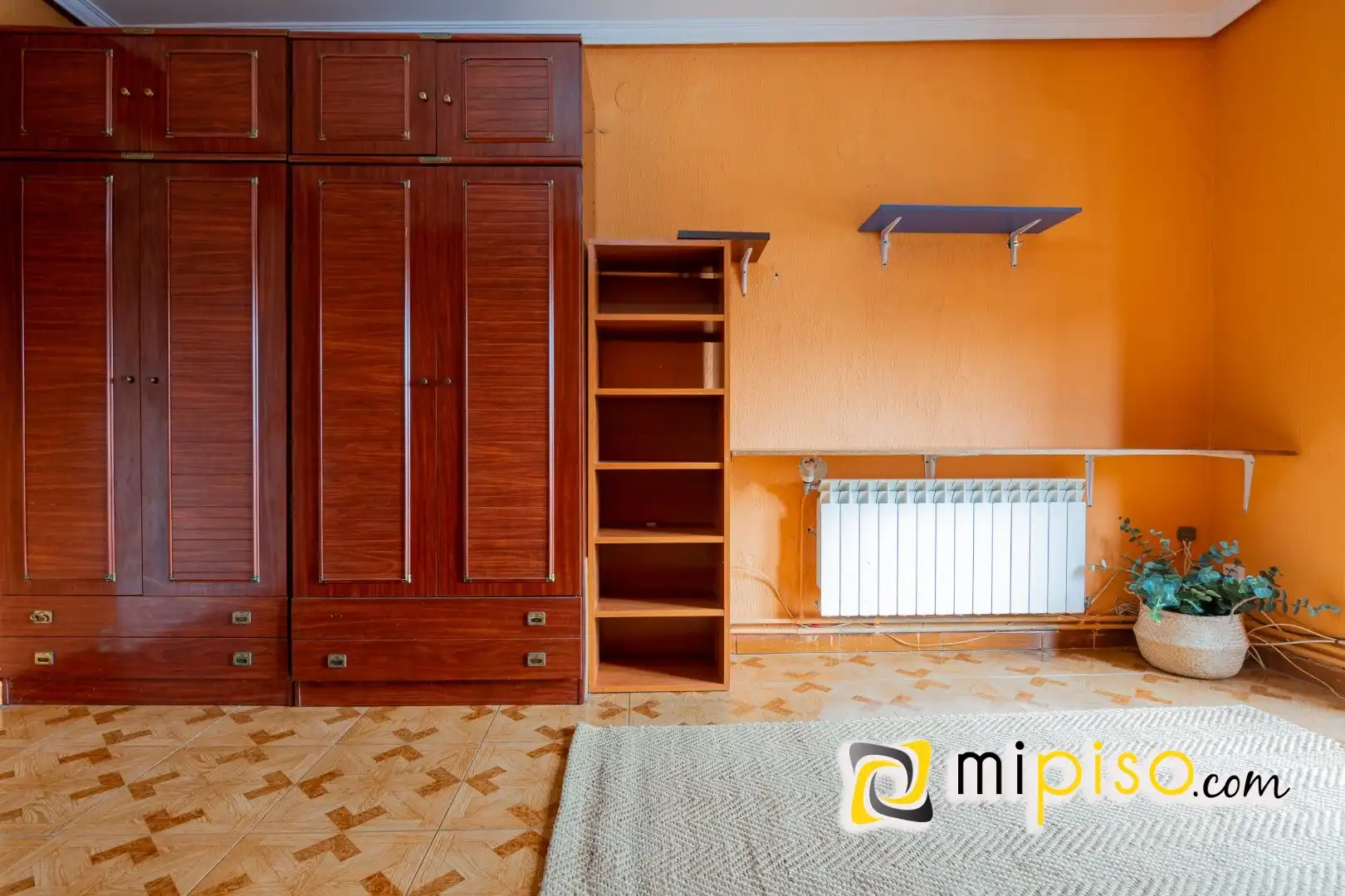 Bedroom of Flat for sale in Laredo  with Heating and Balcony