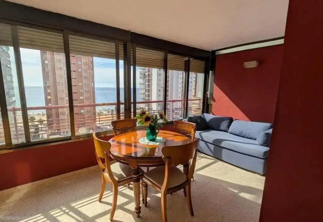 Piso con ascensor en venta en Playa de Levante