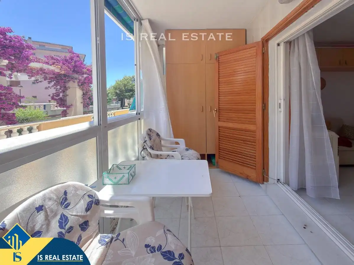 Vista exterior de Estudio en venta en Torrevieja con Aire acondicionado, Calefacción y Terraza