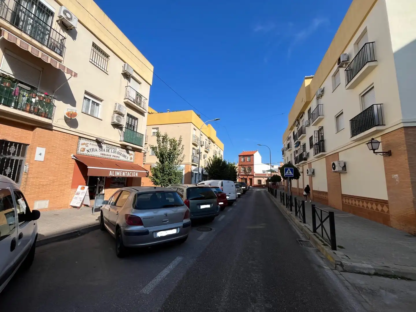 Vista exterior de Local en venda en Camas amb Moblat