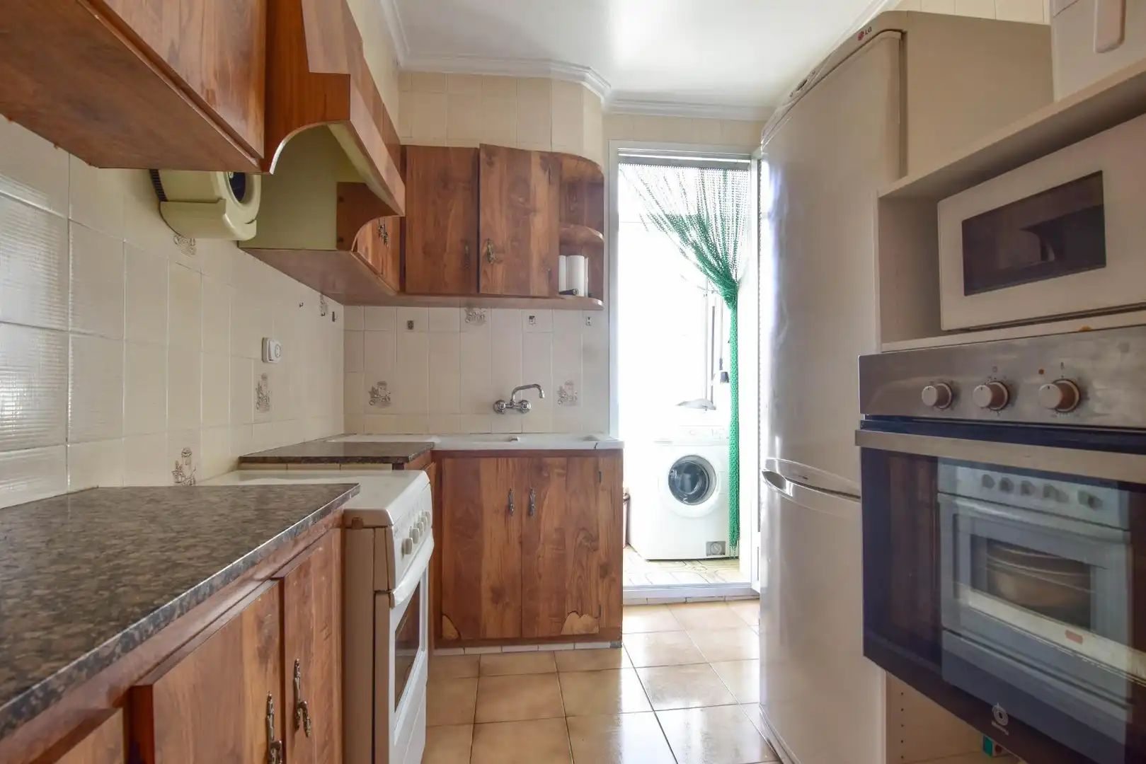 Küche von Wohnung zum Verkauf in Albal mit Klimaanlage, Heizung und Balkon