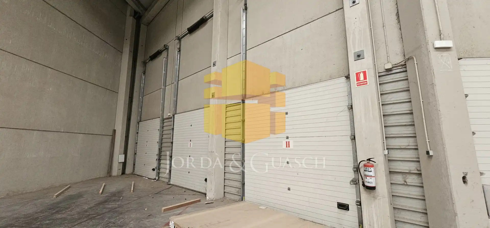 Industriegebäude mit Aufzug zur Miete in Carrer de Les Filadores 7, imagen 2