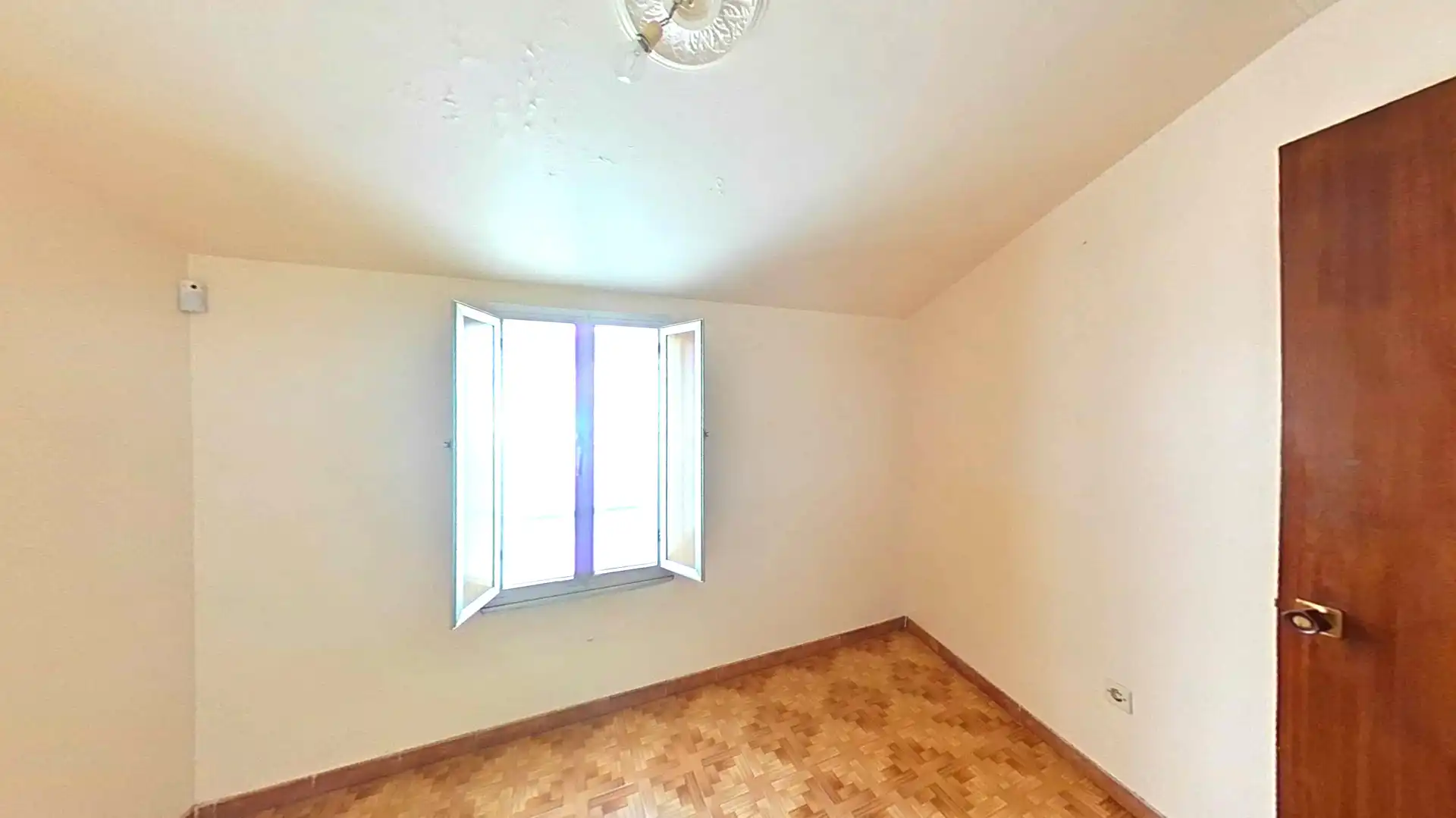 Flat for sale in Santos, Cariño