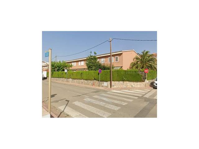 Casa-chalet en Venta en Calle Mart en Tarraco