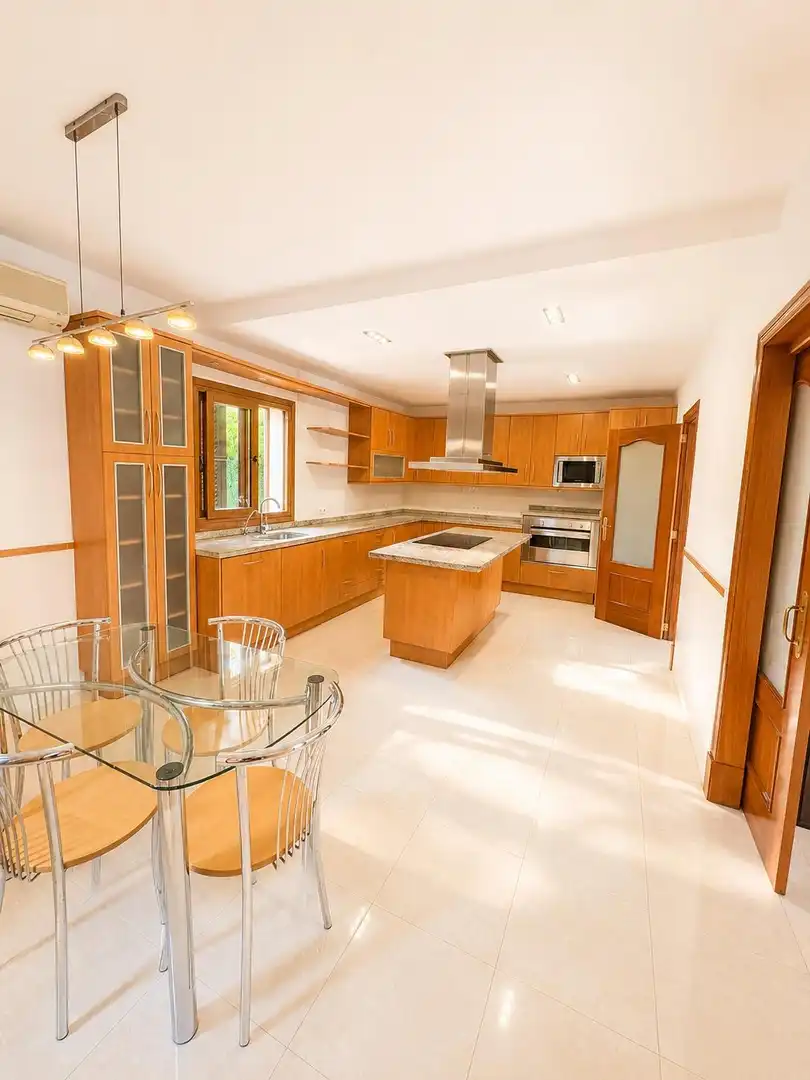 Chalet con terraza en venta en Carrer Carrer Escudella, imagen 6