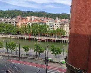 Vista exterior de Pis en venda en Bilbao  amb Calefacció i Terrassa