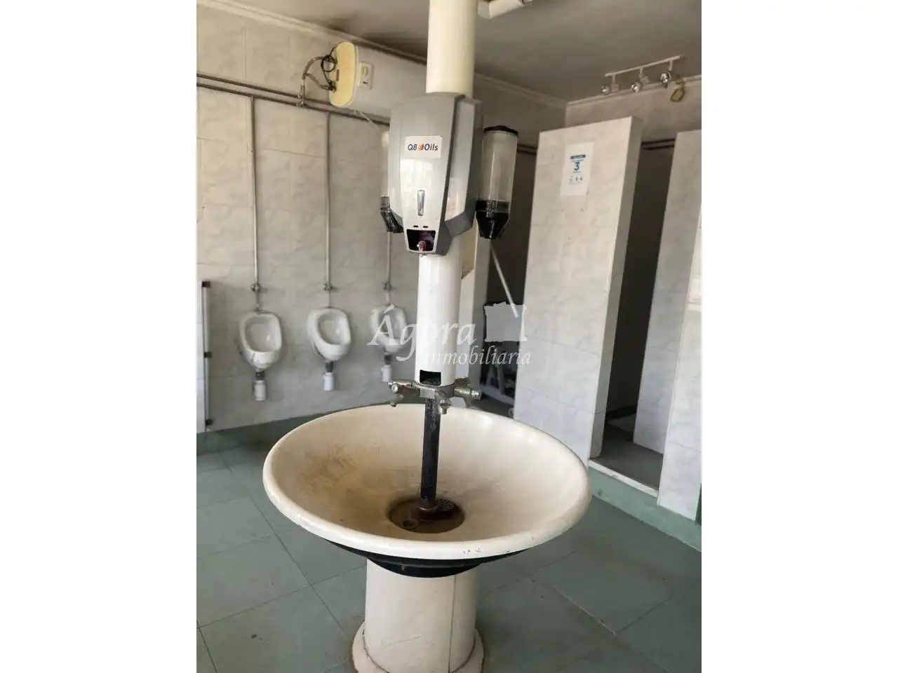 Badezimmer von Fabrikhallen zum Verkauf in Valladolid mit Heizung