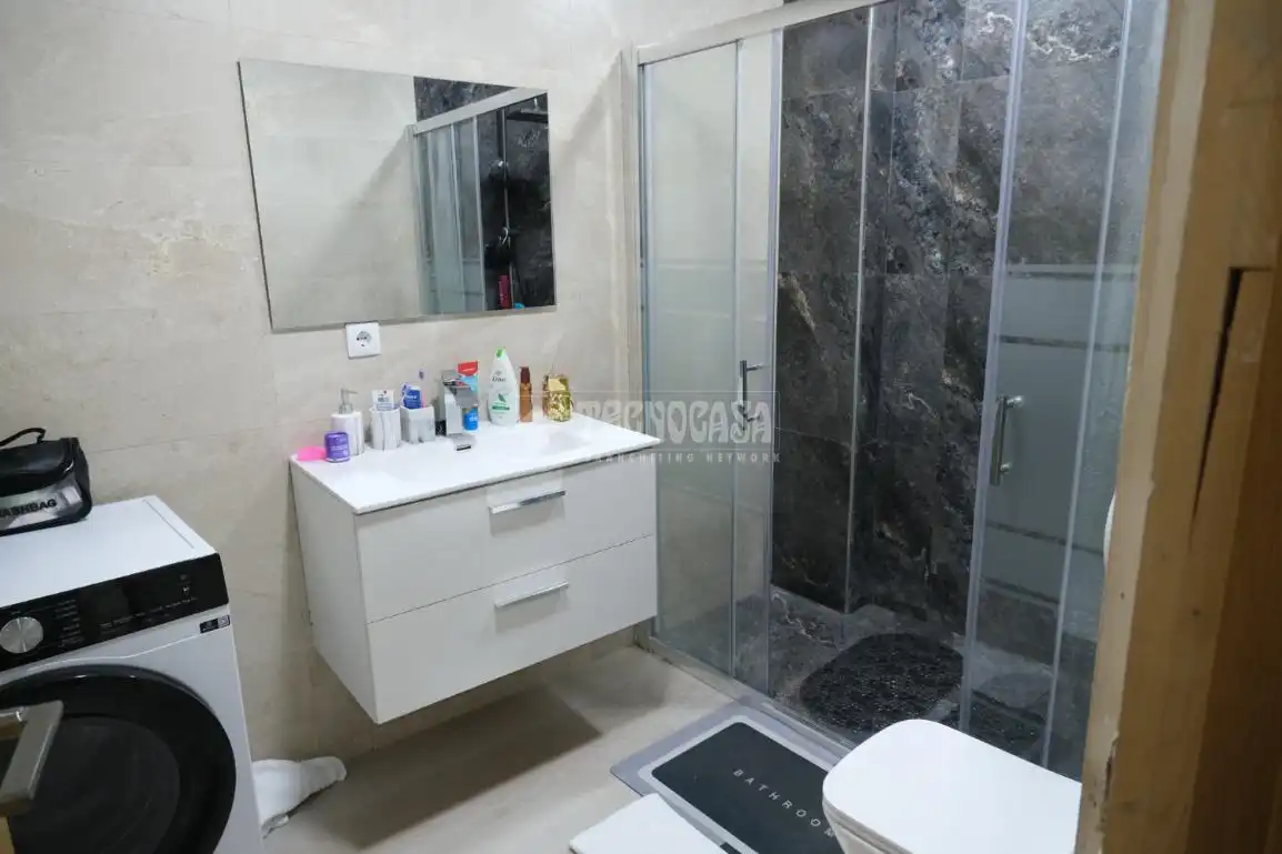 Baño de Casa adosada en venta en Sevilla con Alarma