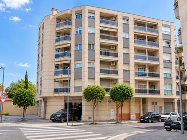 Piso con balcón en venta en Carrer de Sant Isidre