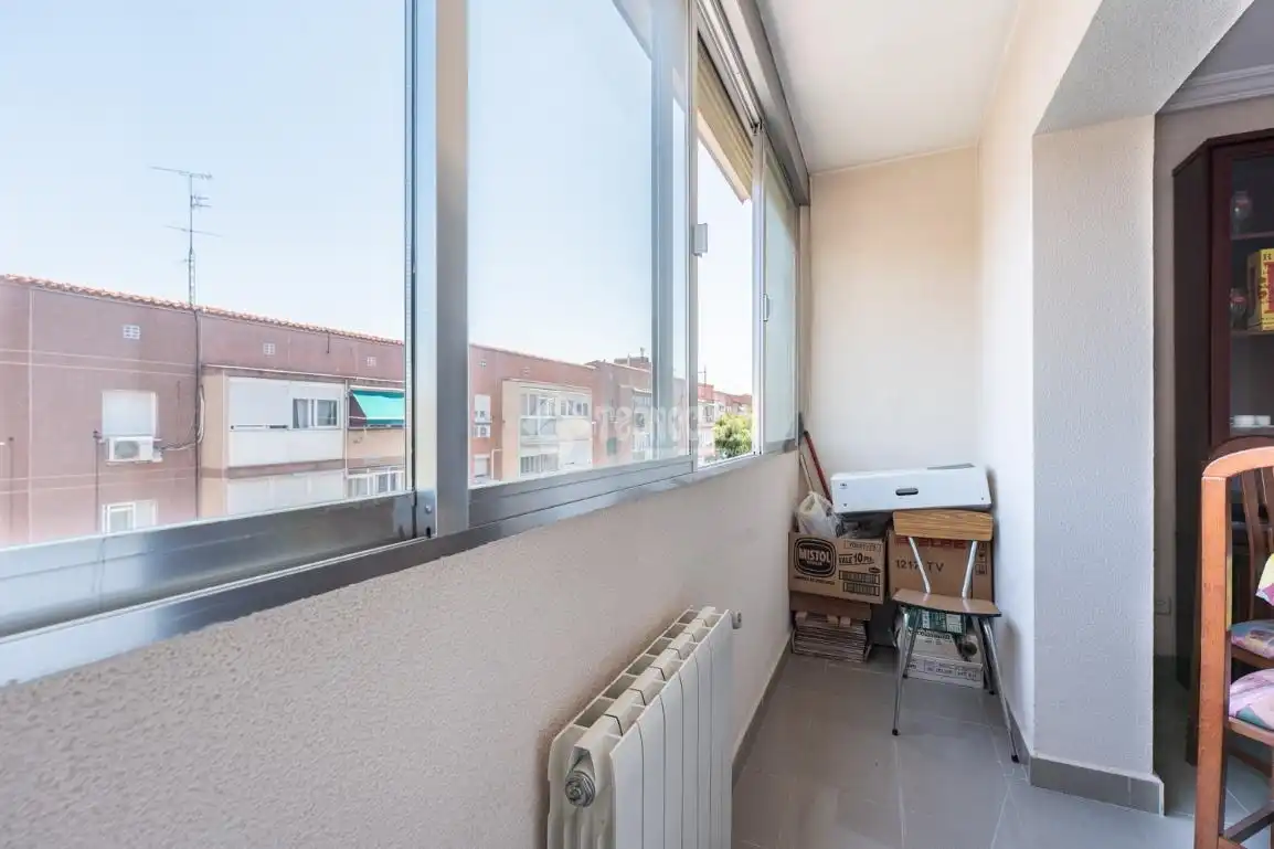 Schlafzimmer von Wohnung zum Verkauf in Madrid