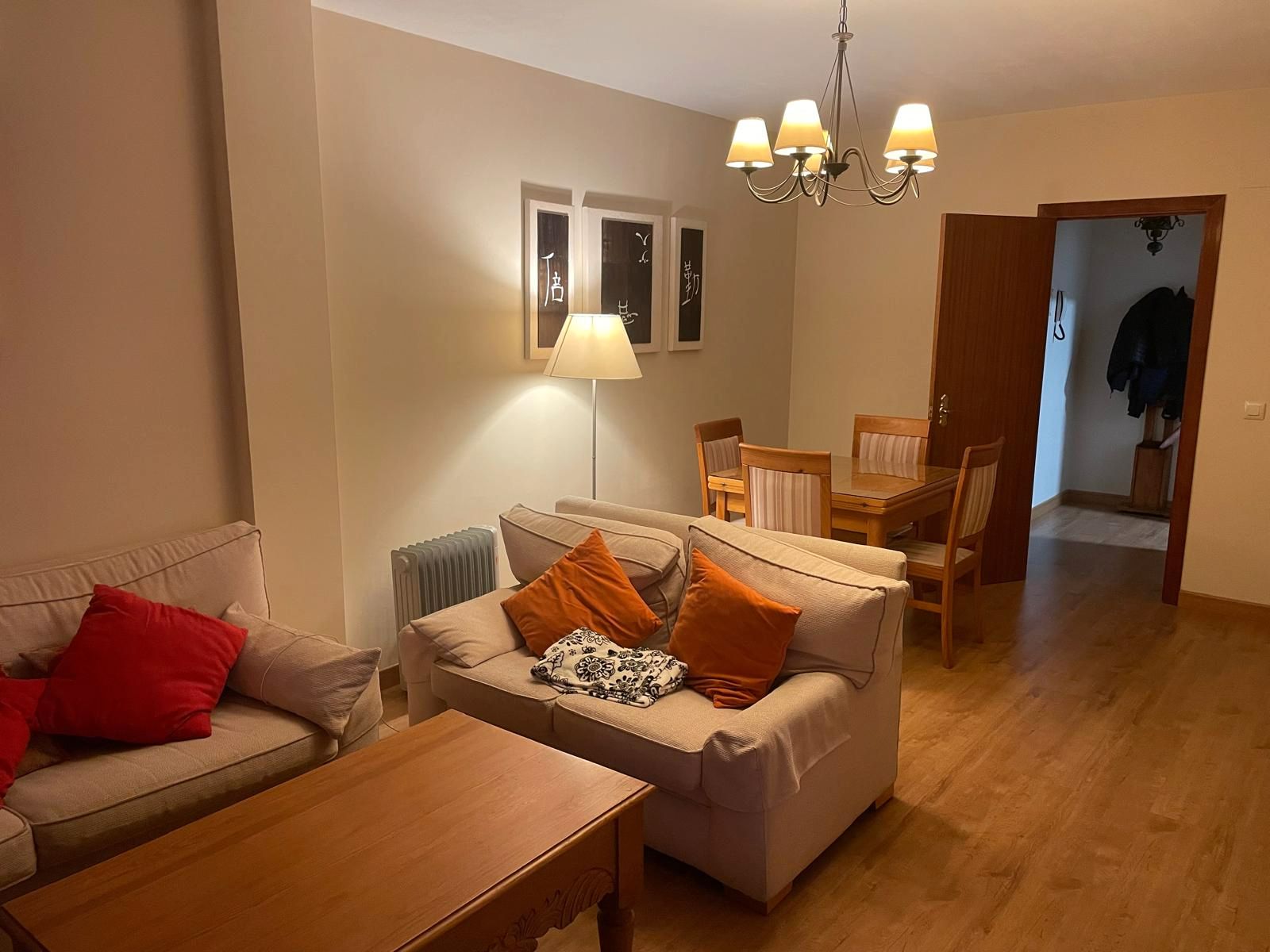 Living room of Flat for sale in Casar de Cáceres  with Air Conditioner, Furnished and Oven