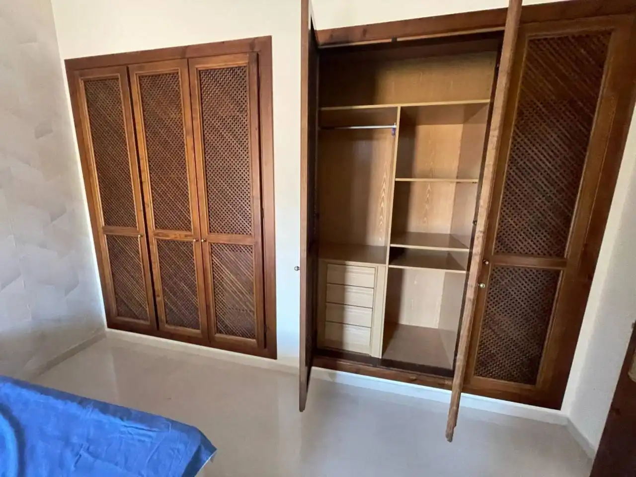 Schlafzimmer von Einfamilien-Reihenhaus zum Verkauf in Cartagena mit Klimaanlage, Privatgarten und Terrasse