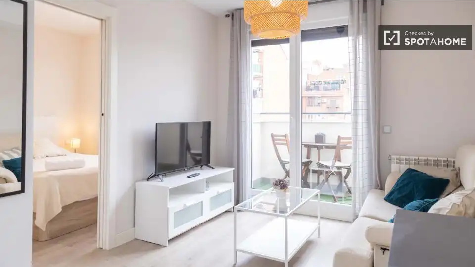 Flat with terrace to rent in Tetuán, imagen 3